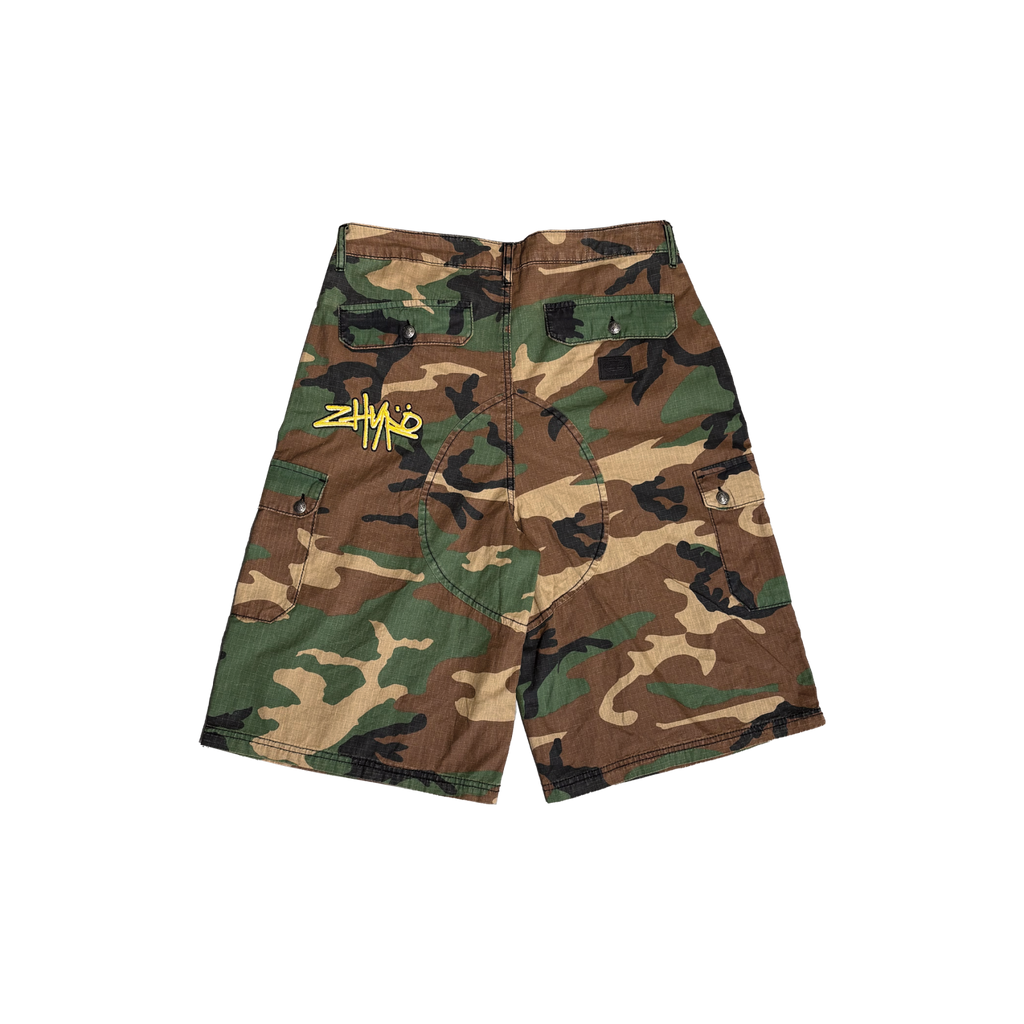 Cargo Shorts in Washed Camo