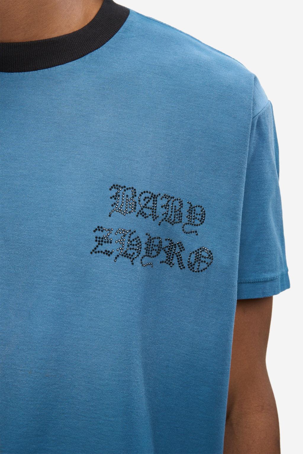 Eyes Tee in Washed Navy
