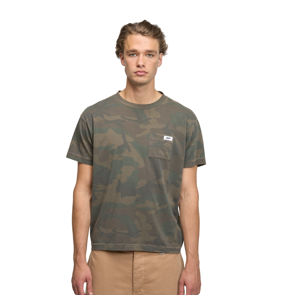 Pocket Logo Tee in Camo